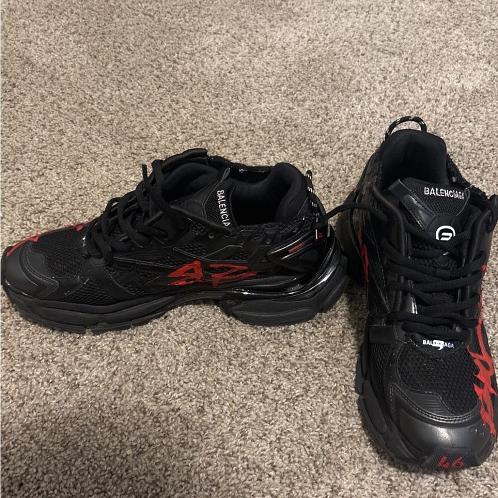 Balenciaga Black and Red Sneakers - Picture 3 of 5